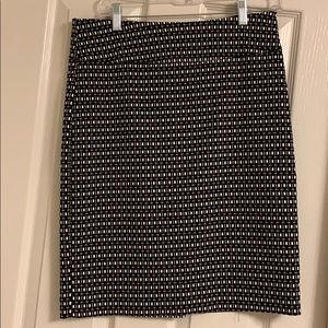 Black & white pencil skirt